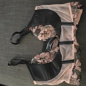 Victorias Secret 32D Corset